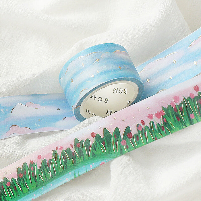 washi tape de japón con diseño de cielo azul con nubes blancas y rosas