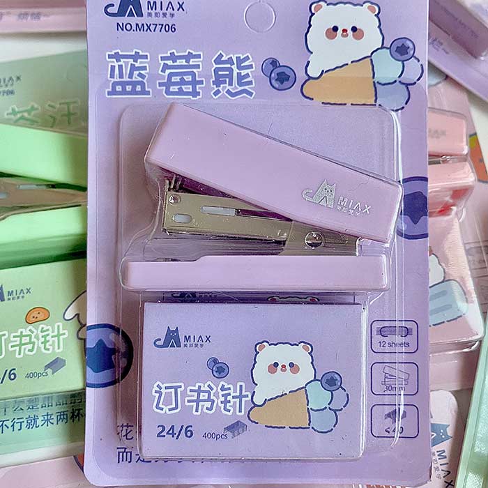 mini grapadora portable con pack de grapas de diseños kawaii