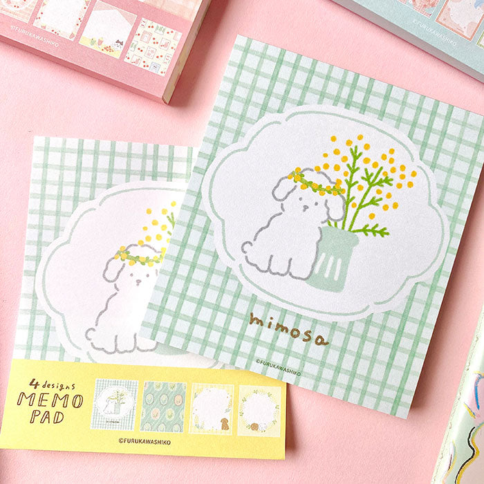 bloc de notas de papelería japonesa con diferentes diseños de perros y gato en primavera, con flores de sakura, mimosa y dulces